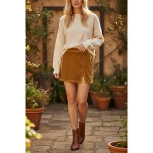 Urban Outfitters Gold Velvet Mini Skirt Women’s XS | Fall | Thanksgiving